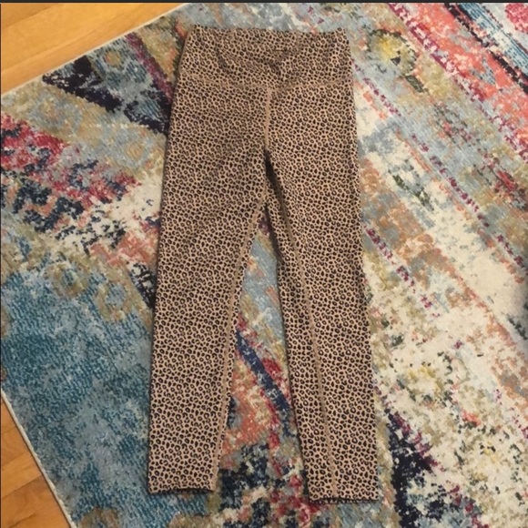 3/$40 ALL FENIX CHEETAH SAND 7/8 LEGGING - Picture 4 of 9